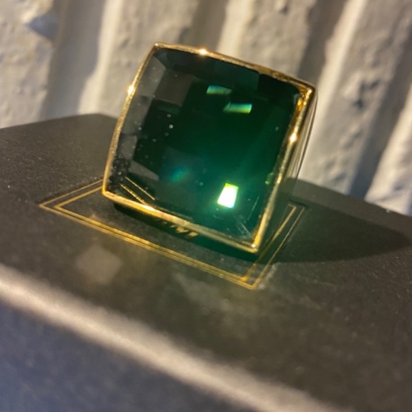 Balmain x H&M Emerald Green Crystal Cocktail Ring - Picture 4 of 9